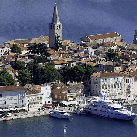 Apartments Mladenka Poreč Exterior foto